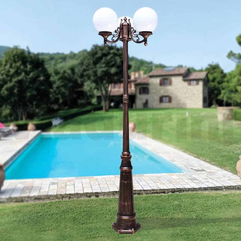 Lampa uliczna wysoka 230 cm z czarnego akrylu i aluminium, wyprodukowana we Włoszech - Trovanero Viadurini