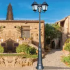 Latarnia uliczna o wysokości 238 cm ze szkła antracytowego i aluminium Made in Italy - Scintilla Viadurini