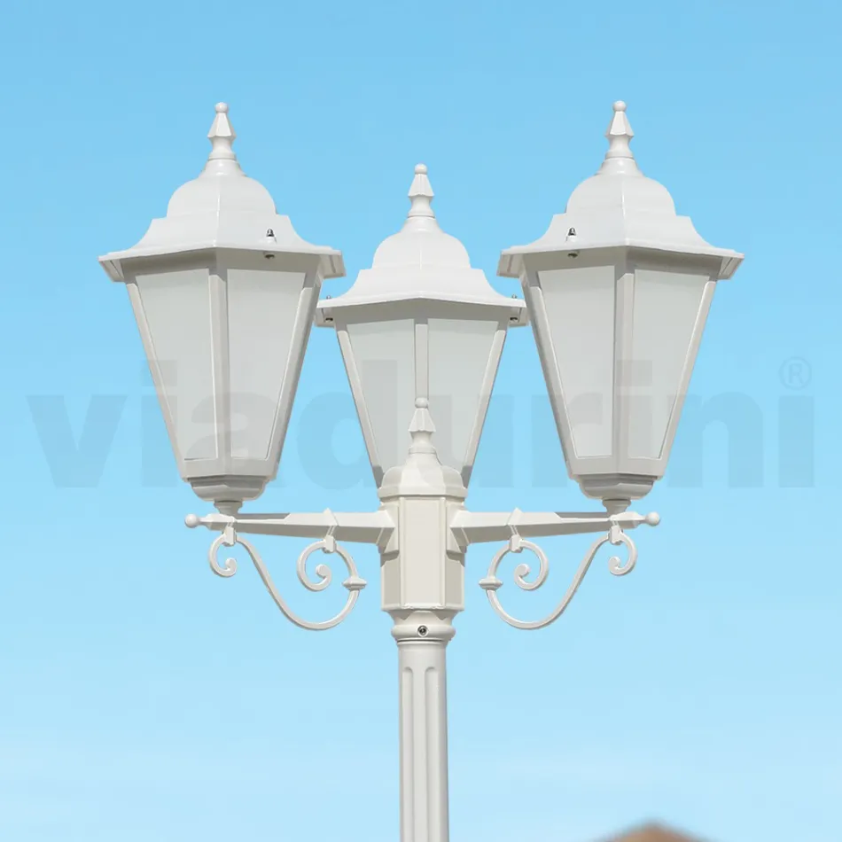 Lampa uliczna w stylu vintage 3 światła z aluminium i szkła Made in Italy - Terella Viadurini