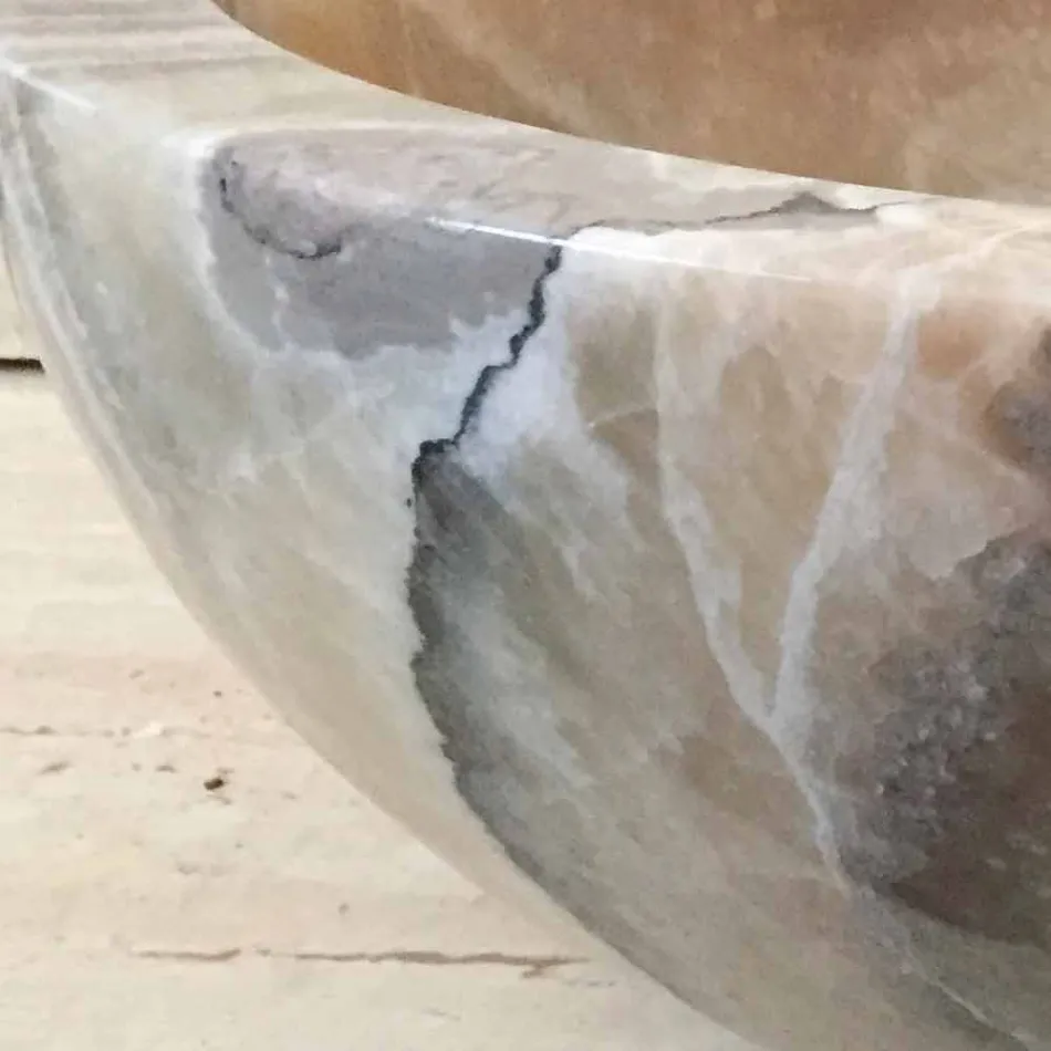 Umywalka nablatowa w naturalnym onyksowym kamieniu Ana, ręcznie robiona Viadurini