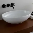 Owalna umywalka nablatowa z błyszczącej ceramiki Made in Italy - Ferry Viadurini