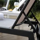 Leżak zewnętrzny wykonany z aluminium i tekstylenu z 2 kółkami - Kostium Viadurini