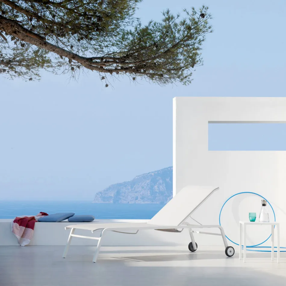 Wyprodukowano we Włoszech Łóżeczko ogrodowe do układania w stosy, 2 sztuki - Aberdeen Viadurini