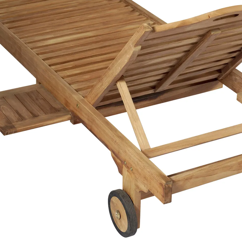 Leżak ogrodowy z drewna tekowego ze zdejmowanym stołem i kółkami - Oasi Viadurini