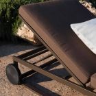 Leżak ogrodowy z aluminium, koła i odchylane oparcie - Julie Viadurini