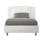 Łóżko 120x200 cm z zagłówkiem i poduszkami ze sztucznej skóry. Wyprodukowano we Włoszech - Olimpiadi Viadurini