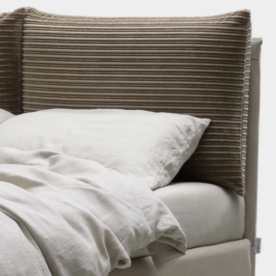 Łóżko podwójne 160x190 z 2 miękkimi poduszkami w zagłówku - Tramonti Viadurini