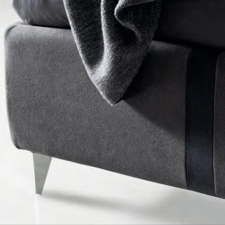 Łóżko podwójne 160x190 z 2 dwukolorowymi pionowymi i równoległymi paskami - Paolo Viadurini