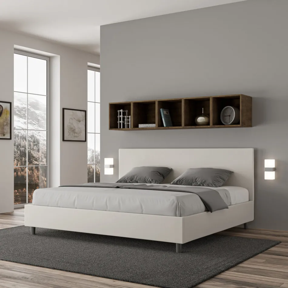 Łóżko podwójne 200x200 cm z zagłówkiem ze sztucznej skóry, wyprodukowane we Włoszech - Pallone Viadurini