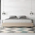 Łóżko podwójne 200x200 cm tapicerowane sztuczną skórą Wyprodukowano we Włoszech - Athlete Viadurini