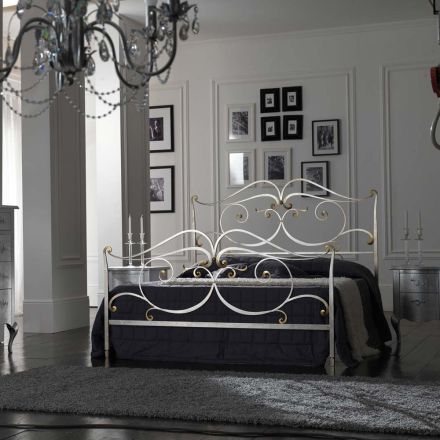 Podwójne łóżko z dopasowanym żelaznym podnóżkiem Made in Italy - Penny Viadurini