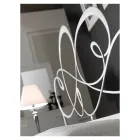 Podwójne łóżko z pasującym podnóżkiem, materacem i 2 stolikami nocnymi - Nebbia Viadurini