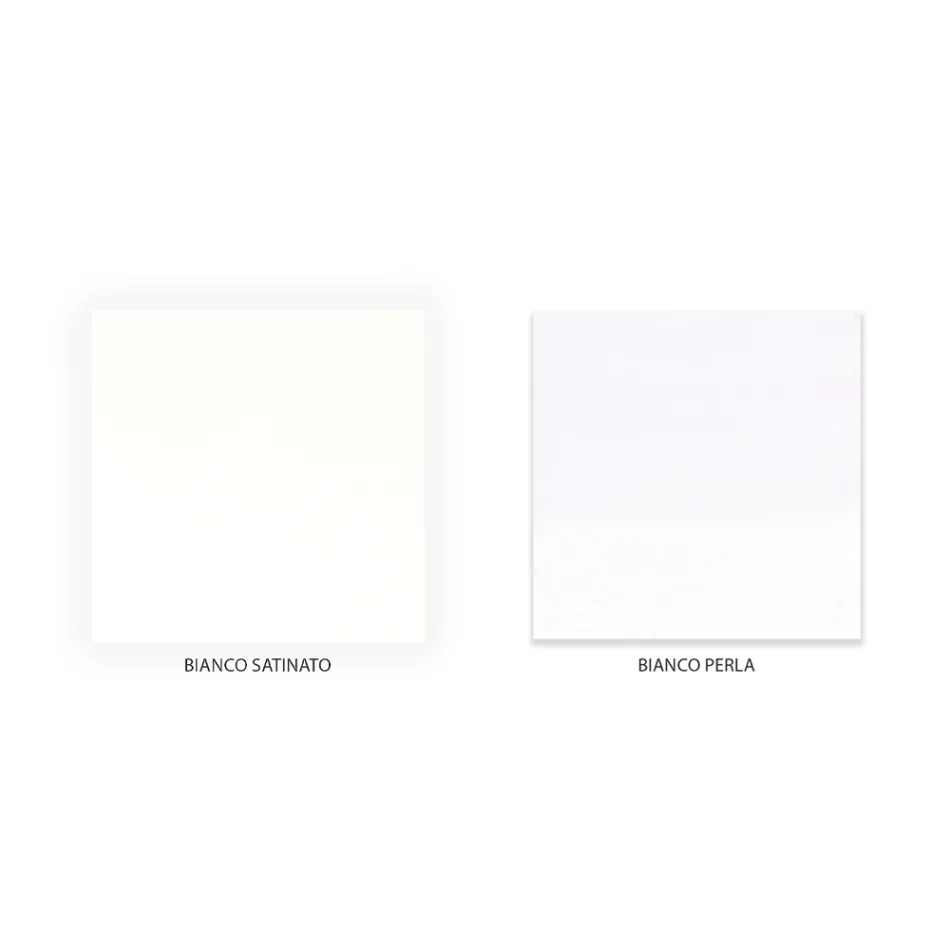 Podwójne łóżko z pasującym podnóżkiem, materacem i 2 stolikami nocnymi - Nebbia Viadurini