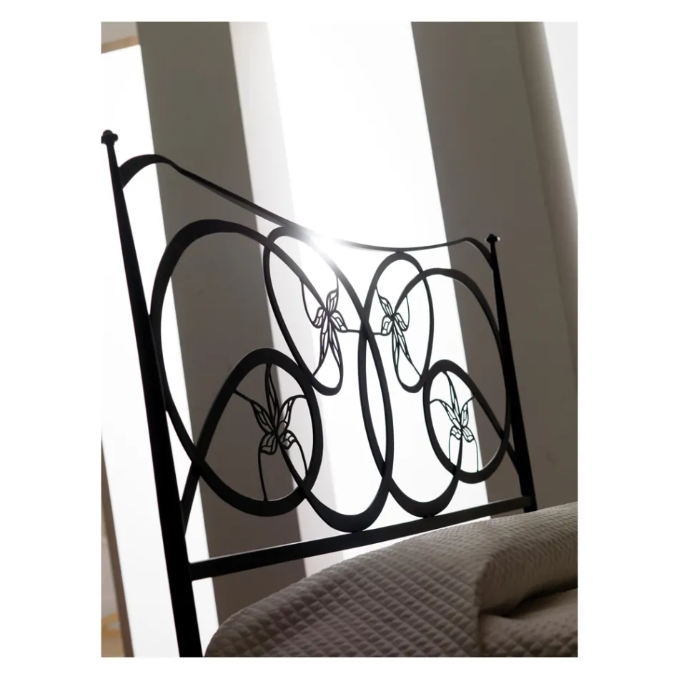 Podwójne łóżko z podnóżkiem w różnych wykończeniach Made in Italy - Natural Viadurini