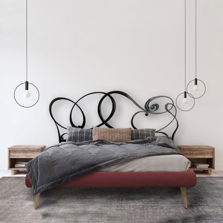 Podwójne łóżko z żelaznym zagłówkiem i wyściełaną ramą łóżka Made in Italy - Kenzo Viadurini