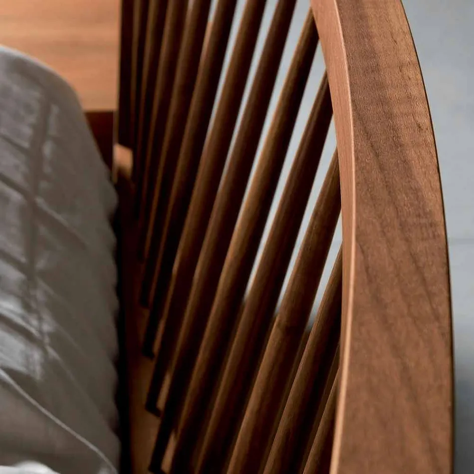 Zaprojektuj podwójne łóżko 160x200cm z solidną podstawą orzecha Alain Viadurini