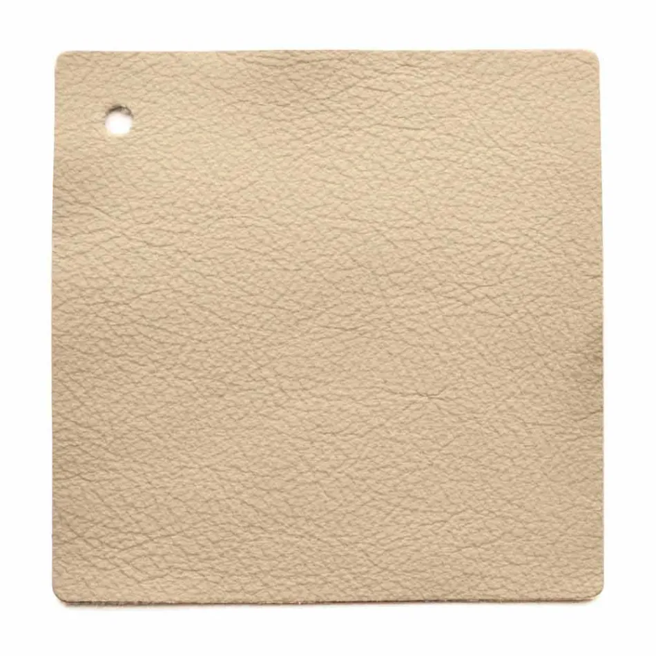 Projektowane podwójne łóżko ze skórzanym tapicerowanym wezgłowiem Menardo Viadurini