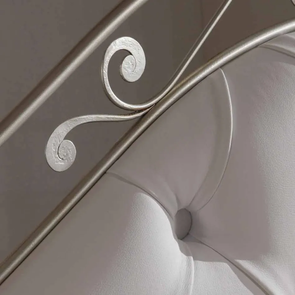 Tapicerowane łóżko ręcznie na stałe żelaza Gracie Viadurini