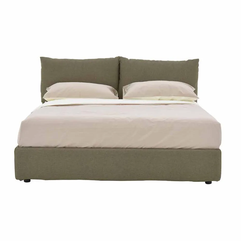 Podwójne łóżko tapicerowane tkaniną z czarnymi stopami Made in Italy - Bandola Viadurini