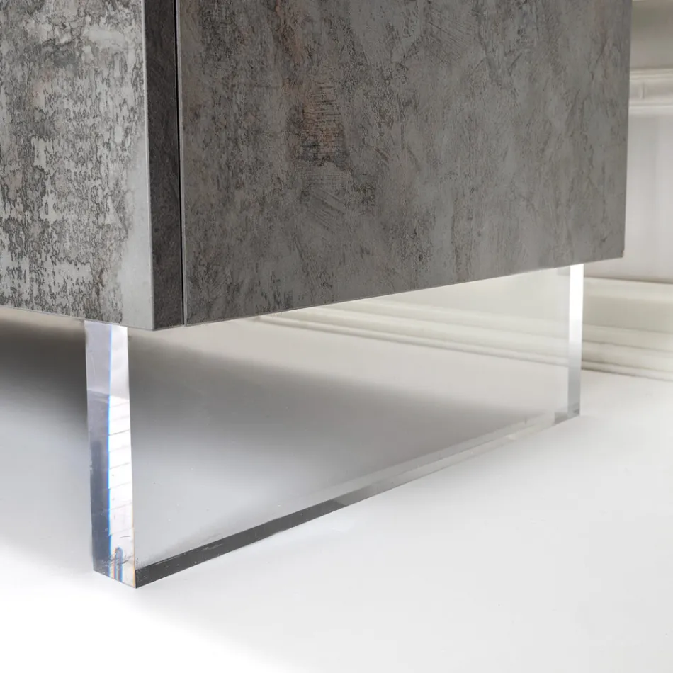 Kredens z 2 drzwiami i 2 centralnymi otwartymi przegródkami z melaminy Made in Italy - Minnie Viadurini