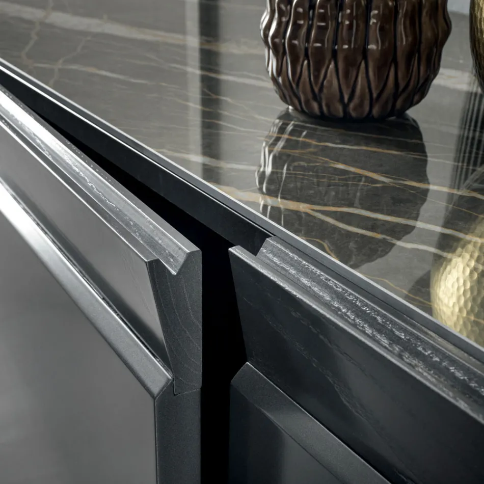 Drewniany Kredens 3-Drzwiowy z Pochyloną Krawędzią i Ceramicznym Blatem - Mondolfo Viadurini