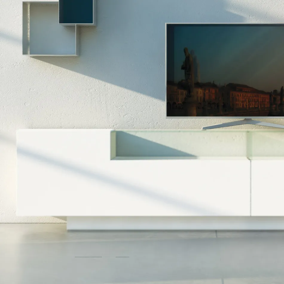 Kredens z białego Mdf ze szklaną witryną i cokołem Made in Italy - Kisha Viadurini