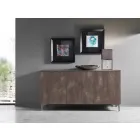 Nowoczesny kredens z trzema drzwiami w kolorze brązu lub szarej melaminy Made in Italy - Clemente Viadurini