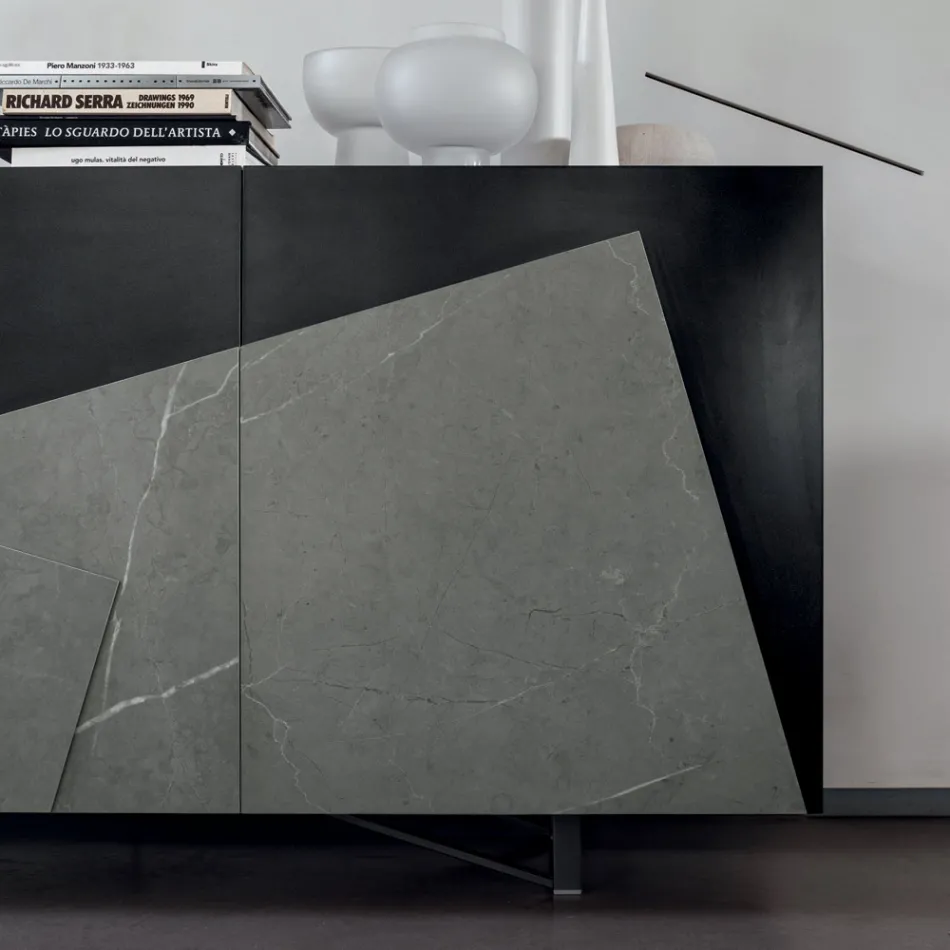 Kredens do salonu w lakierowanym Mdf 3 drzwi z ceramicznymi wstawkami - Imperio Viadurini