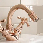 Jednootworowa bateria bidetowa w stylu vintage z mosiądzu Made in Italy - Klarisa Viadurini