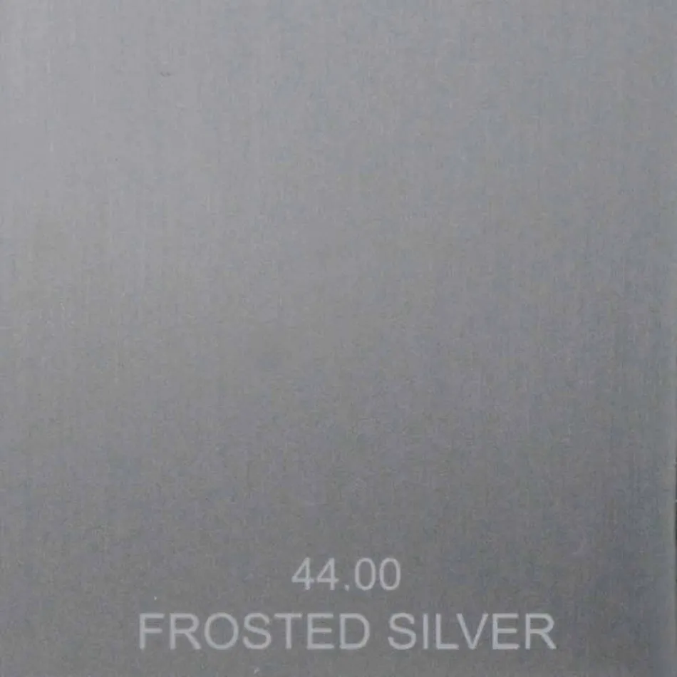 Nowoczesna bateria umywalkowa w kolorze chromu lub kolorowego mosiądzu - Zago Viadurini