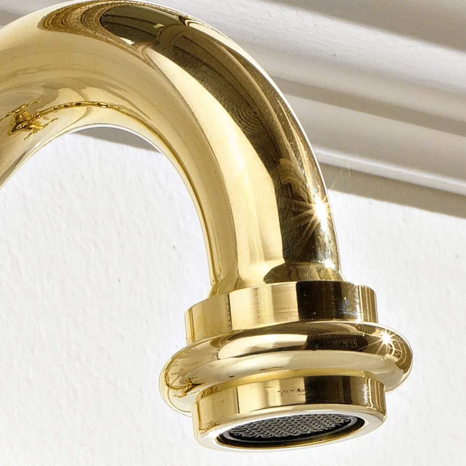 Jednootworowa bateria umywalkowa w stylu vintage z mosiądzu Made in Italy - Ursula Viadurini