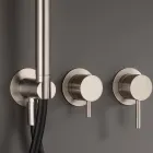 Wbudowana bateria łazienkowa z 3 wyjściami ze stali AISI 316L - Artigli Viadurini