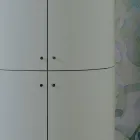 Szafka łazienkowa z czterema drzwiami, które zamykają 3 półki Made in Italy - Candy Viadurini