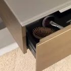 Zawieszana szafka łazienkowa z lustrem z metalu, drewna i luksusowego kryształu - Renga Viadurini