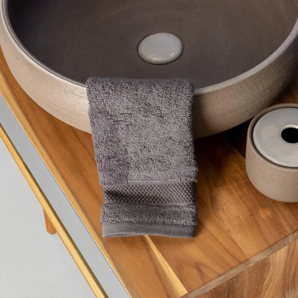 Wolnostojąca szafka łazienkowa z naturalnego drewna tekowego z szarym wsparciem koloru - Gatien Viadurini