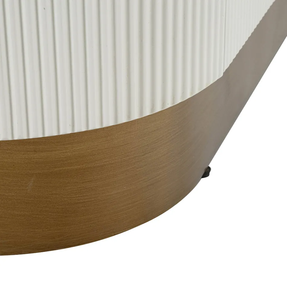 Drewniana szafka z górnym i zaokrąglonymi wkładkami, 2 drzwiami i 2 półkami - Rachel Viadurini