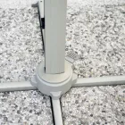 Parasol poliestrowy z uchwytem i bocznym drążkiem - Nexa Viadurini