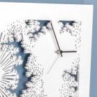 Zaprojektuj zegar ścienny z białego drewna lub prostokątnego gołębia - Artificio Viadurini