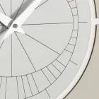 Zegar z ramą reliefową i polipropylenem w różnych kolorach - Lunarium Viadurini