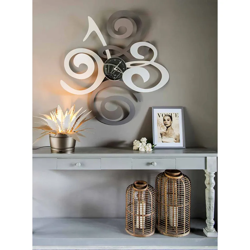 Designerski zegar ścienny z kolorowego żelaza Wykonany we Włoszech - Fiordaliso Viadurini