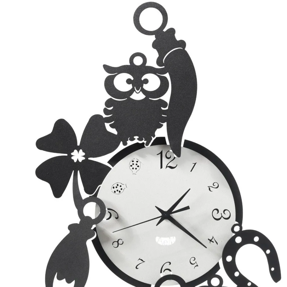 Okrągły żelazny zegar ścienny z dekoracjami Fortuna - Tibio Viadurini