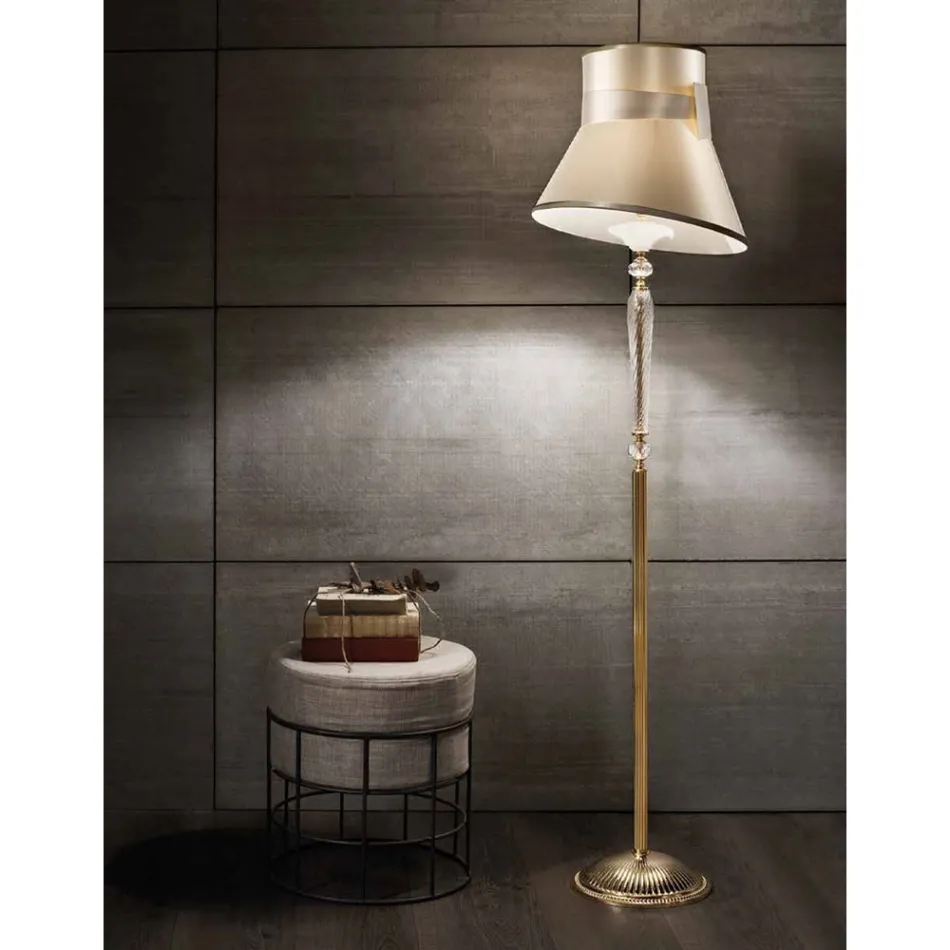 Klasyczna lampa podłogowa z dmuchanym szklanym kloszem z kwiatowymi dekoracjami - Bluminda Viadurini