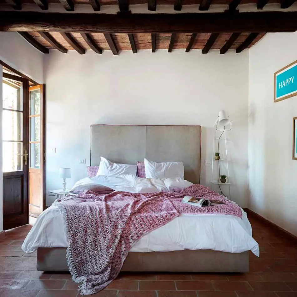 Lampa podłogowa do salonu z białego lub matowego czarnego metalu z półkami - Butler Viadurini