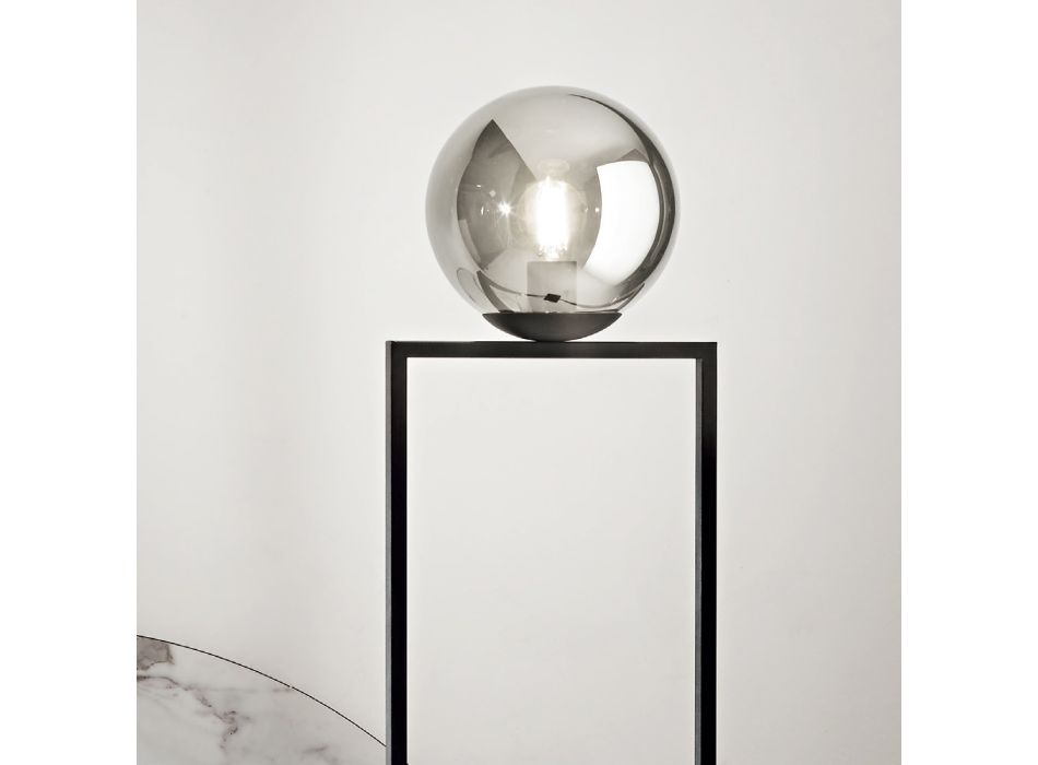 Malowana metalowa lampa podłogowa z dyfuzorem z dmuchanego szkła - Salamanca Viadurini