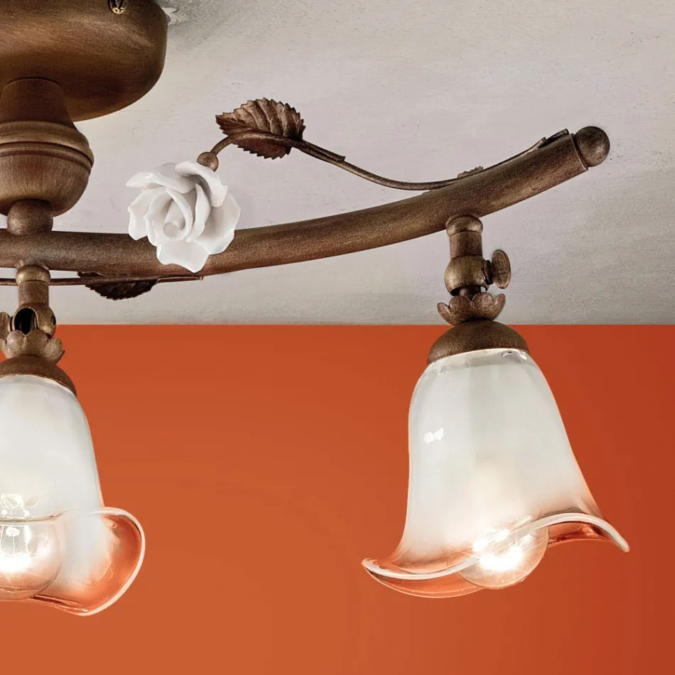 Liniowa lampa sufitowa z 3 światłami w żelaznych, szklanych i ceramicznych różach - Siena Viadurini