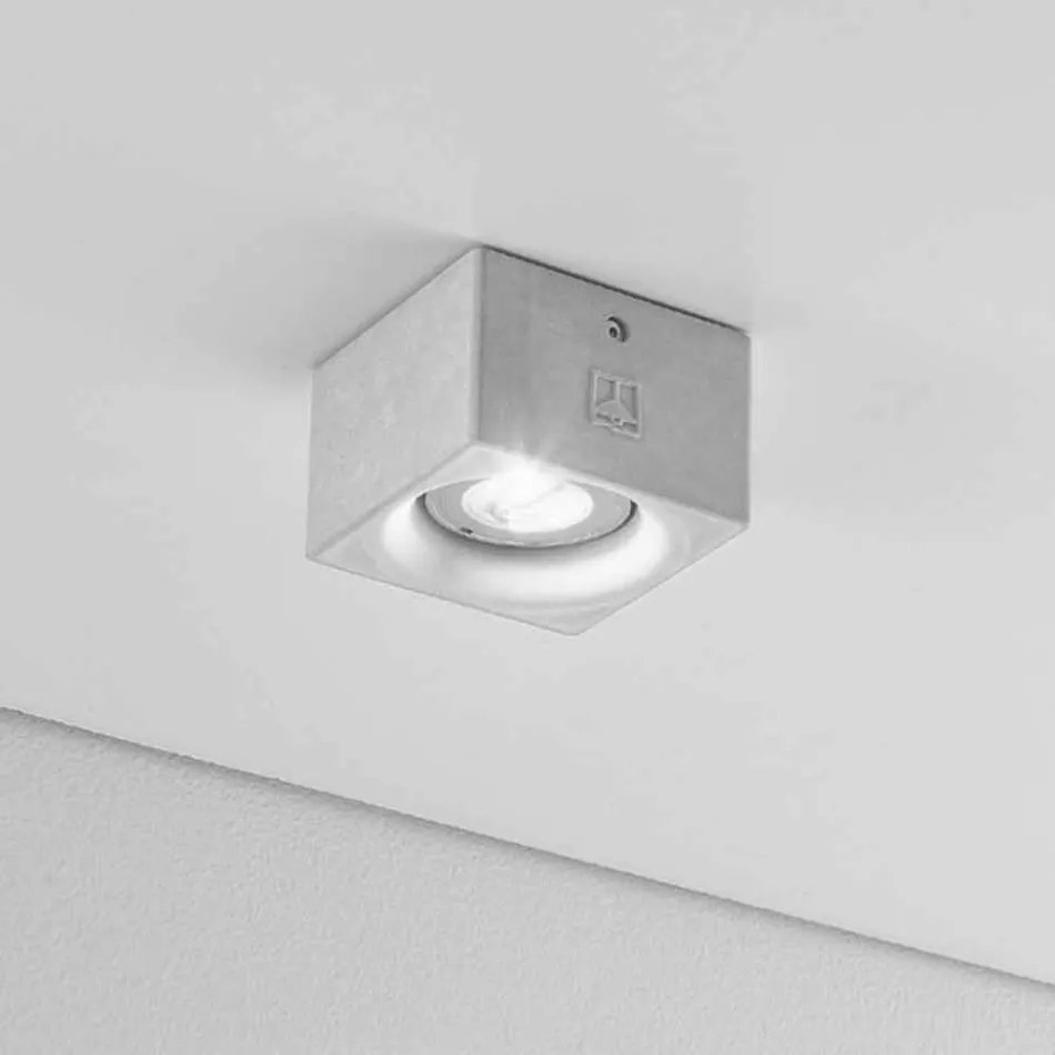 Nowoczesna konstrukcja sufitu tynk kwadratowych lub cementu Nadir Viadurini