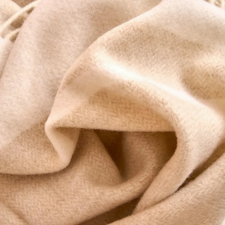 Ultra miękka i puszysta krata z mieszanki wełny wyprodukowana we Włoszech - Caldoso Viadurini