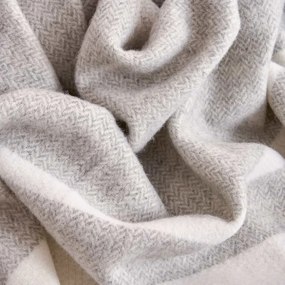 Ultra miękka i puszysta krata z mieszanki wełny wyprodukowana we Włoszech - Caldoso Viadurini