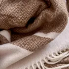 Ultra miękka i puszysta krata z mieszanki wełny wyprodukowana we Włoszech - Caldoso Viadurini