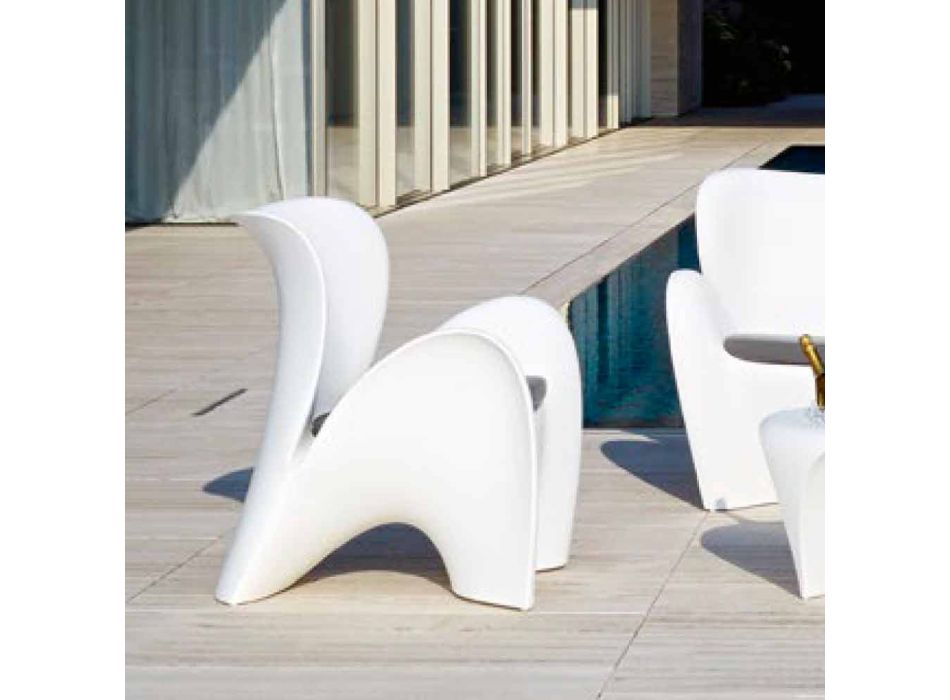 Zaprojektuj kolorowy plastikowy fotel do użytku na zewnątrz lub do wewnątrz - Lily by Myyour Viadurini